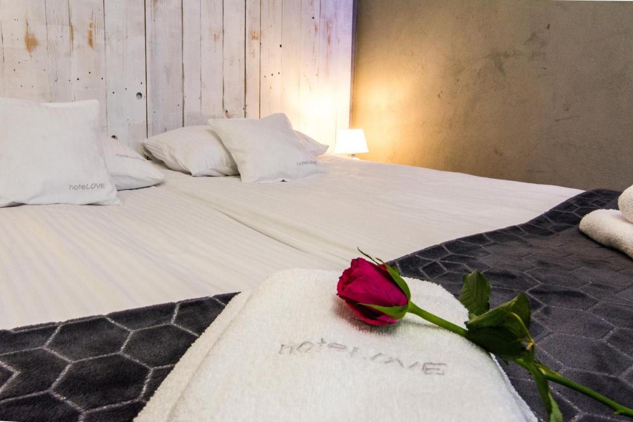 Hotelove Z Sauną Apartamento